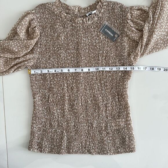 NWT Express Printed Smocked Ruffle Neck Puff Sheer Sleeves Top Sz M - Picture 8 of 12